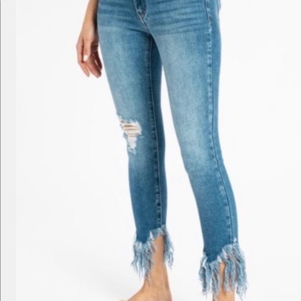 KanCan frayed jeans